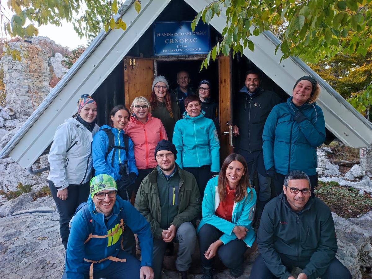 WhatsApp-Image-2021-10-24-at-183452