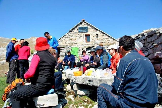 1533817_696369887091800_389110104_n