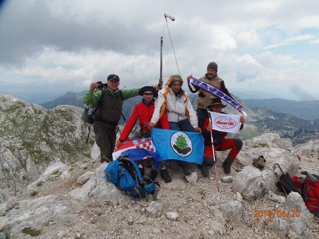 13 muski dio ekipe na vrhu