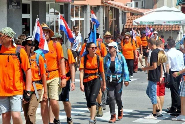 10601234_262972653897419_1086692122_n